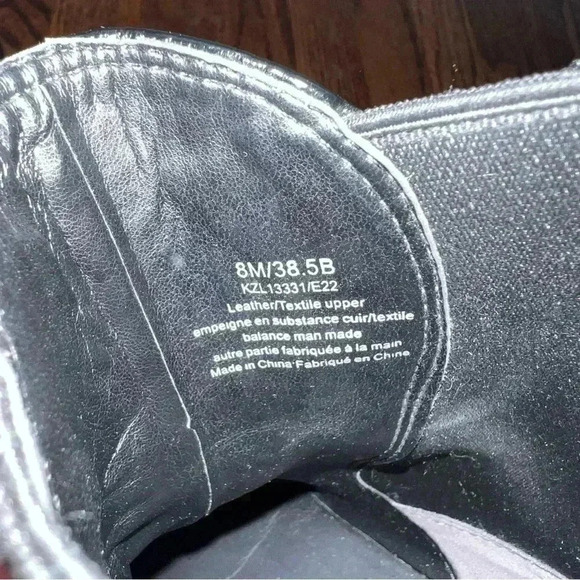 Karl Lagerfeld Women’s Bernadette Bootie Boots Patten Leather Chunky Heel Sz 8 M - Picture 11 of 16